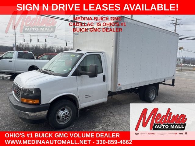 2025 GMC Savana Cutaway 4500 4500 Van